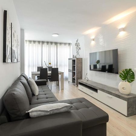 Apartamento Benalmadena Puerto Marina Apartment Ngoại thất bức ảnh