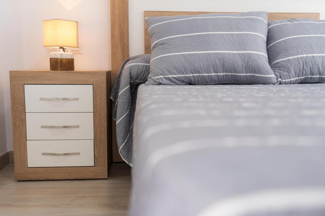 Apartamento Benalmadena Puerto Marina Apartment Ngoại thất bức ảnh