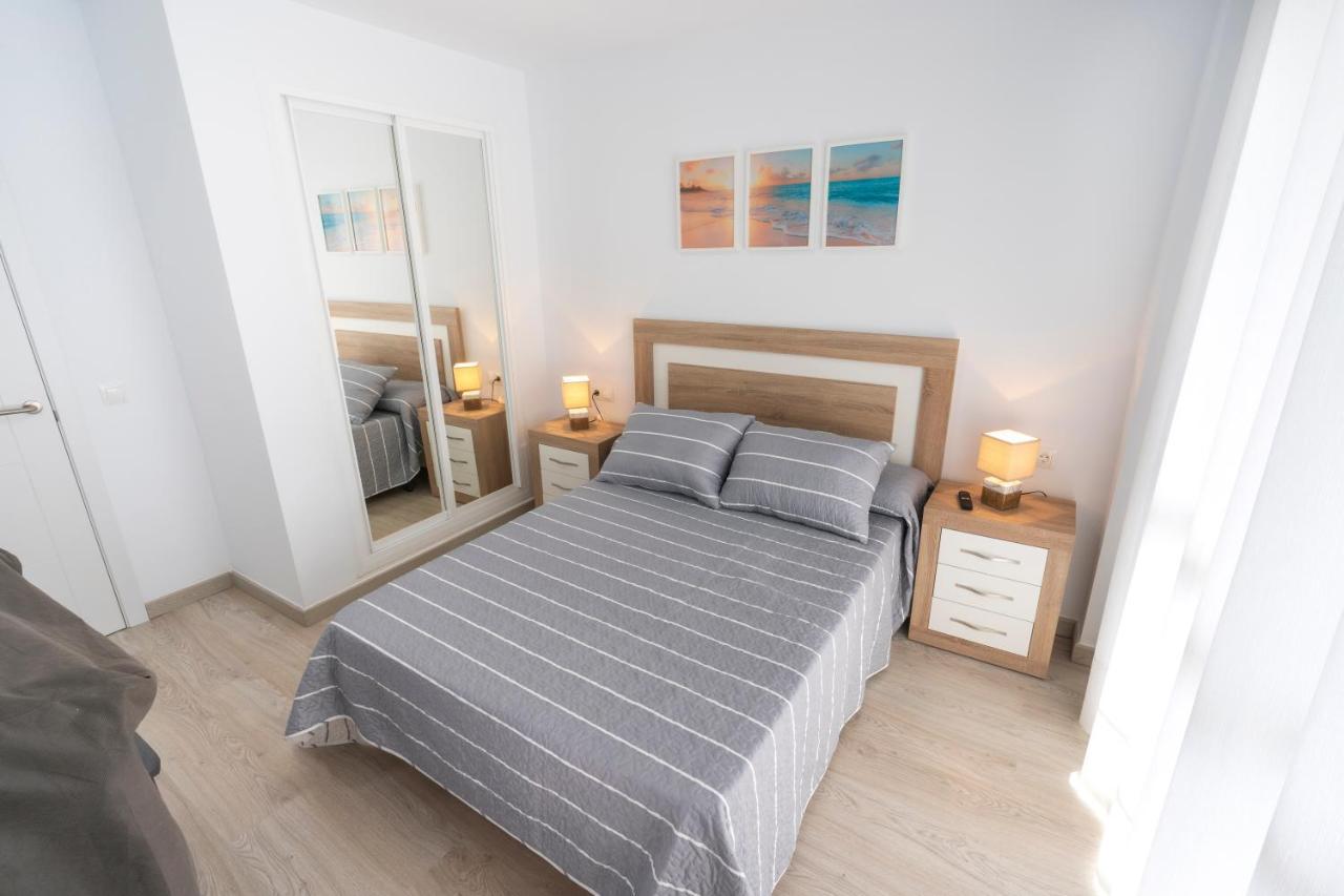 Apartamento Benalmadena Puerto Marina Apartment Ngoại thất bức ảnh