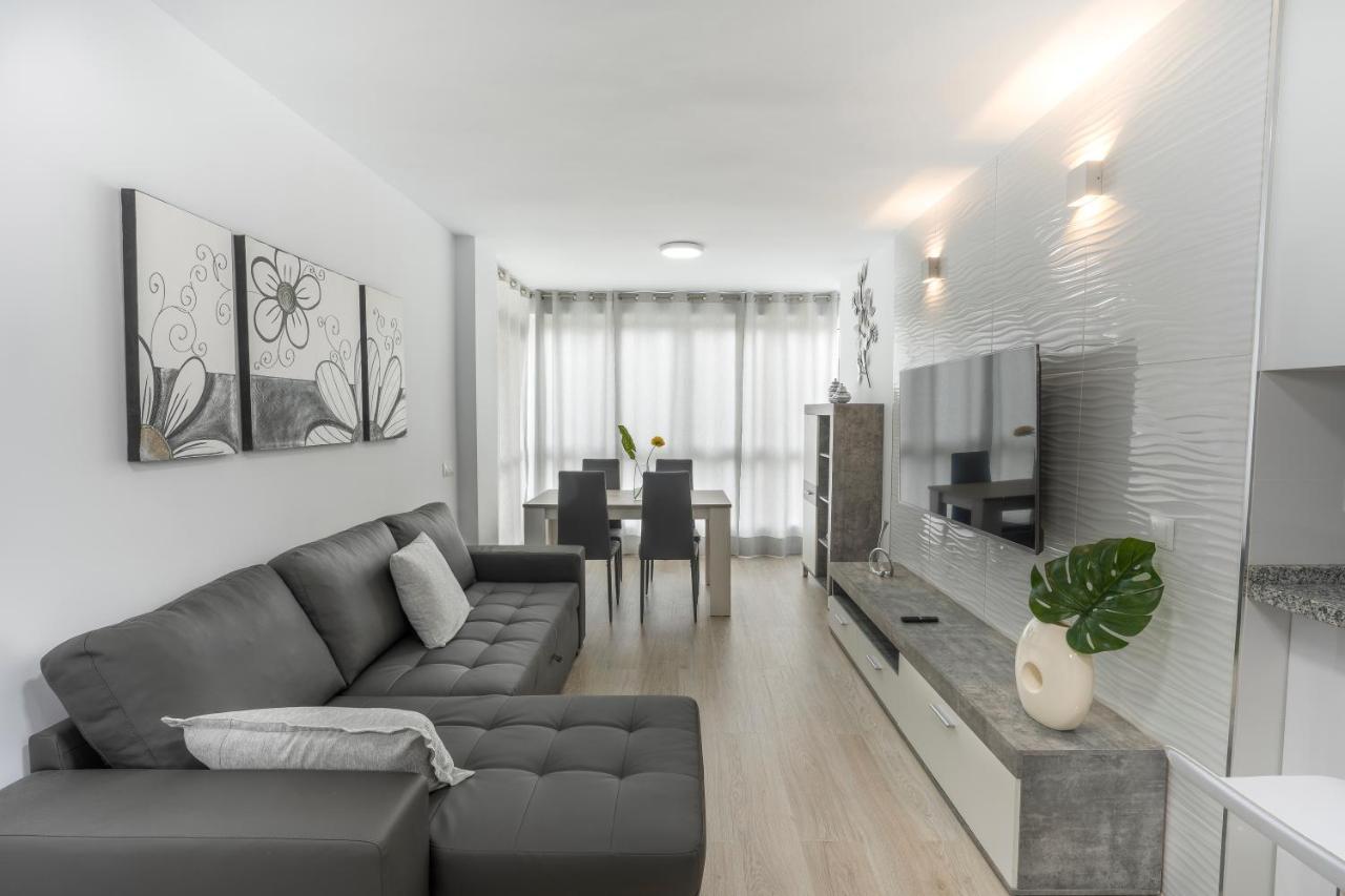 Apartamento Benalmadena Puerto Marina Apartment Ngoại thất bức ảnh