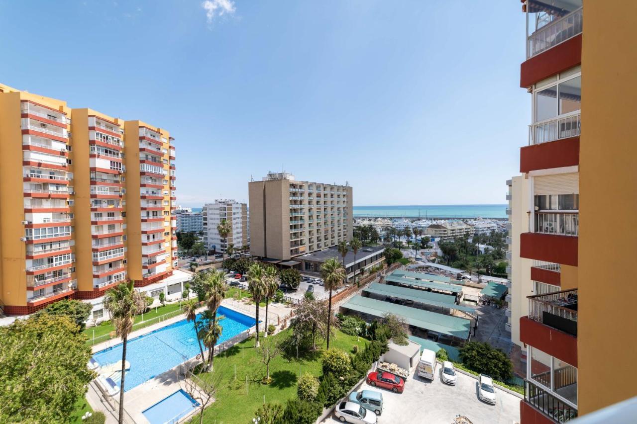 Apartamento Benalmadena Puerto Marina Apartment Ngoại thất bức ảnh
