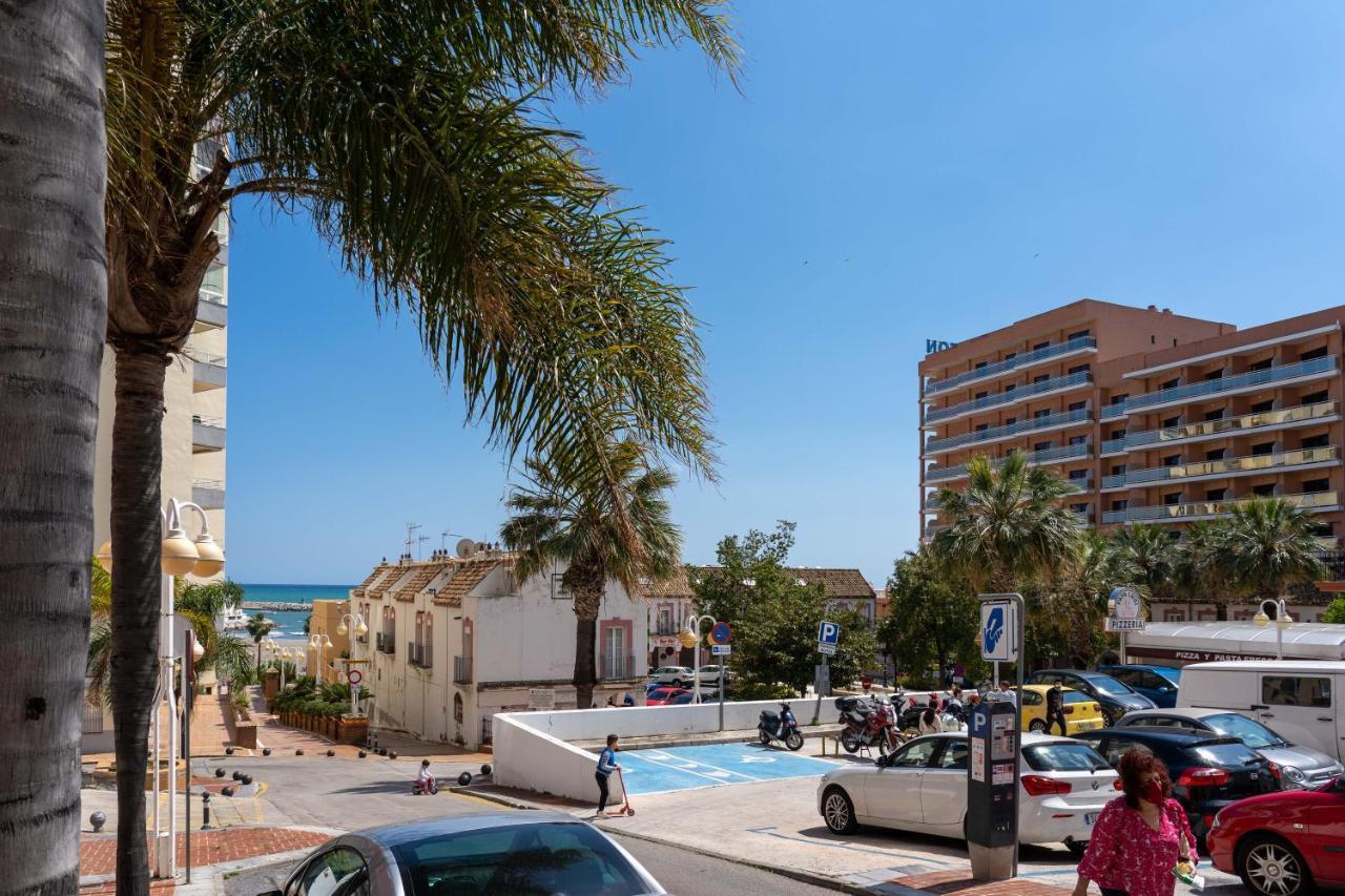 Apartamento Benalmadena Puerto Marina Apartment Ngoại thất bức ảnh
