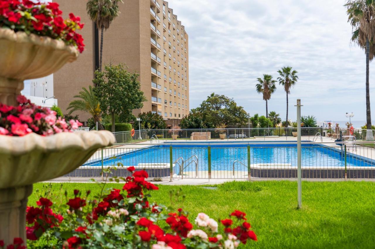 Apartamento Benalmadena Puerto Marina Apartment Ngoại thất bức ảnh
