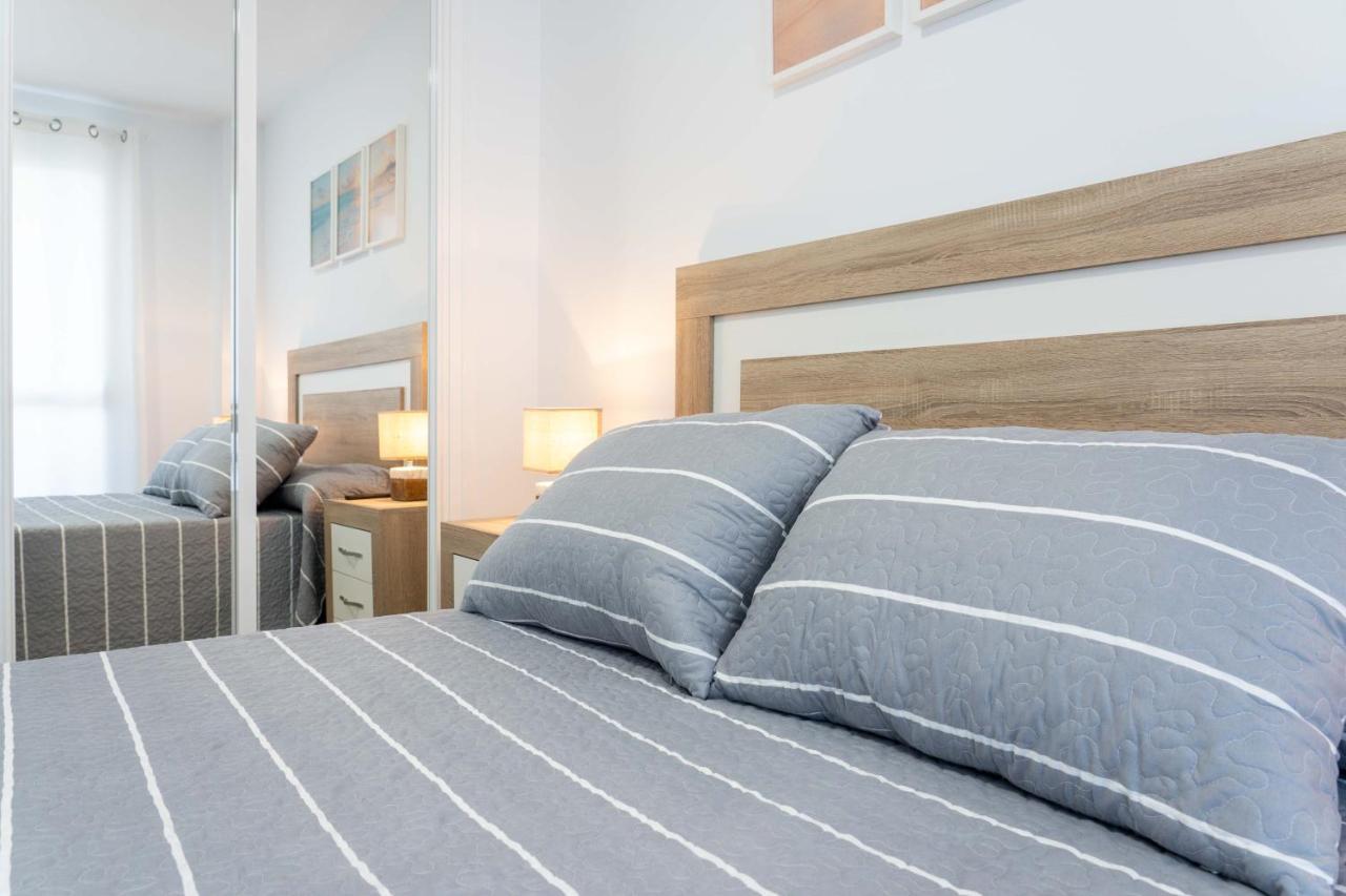 Apartamento Benalmadena Puerto Marina Apartment Ngoại thất bức ảnh