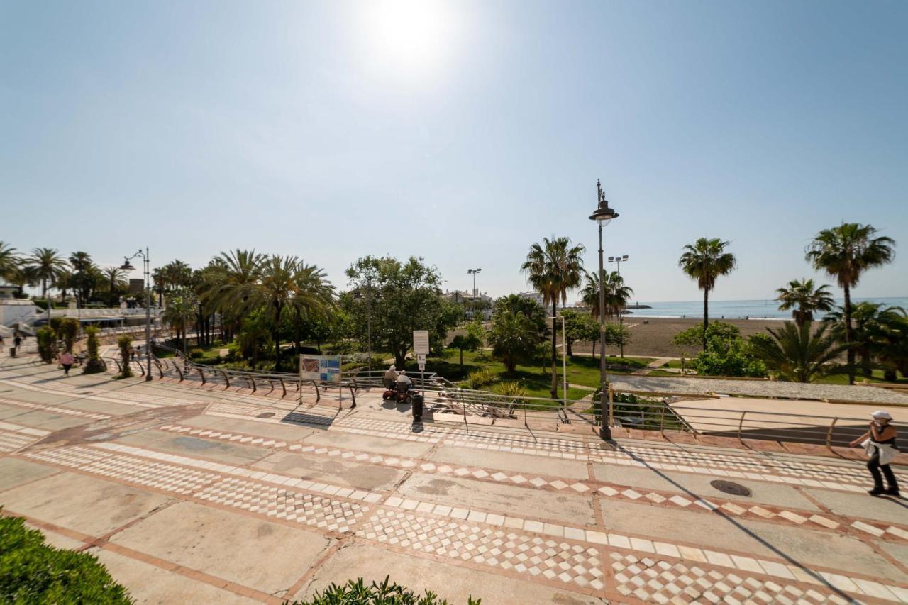 Apartamento Benalmadena Puerto Marina Apartment Ngoại thất bức ảnh