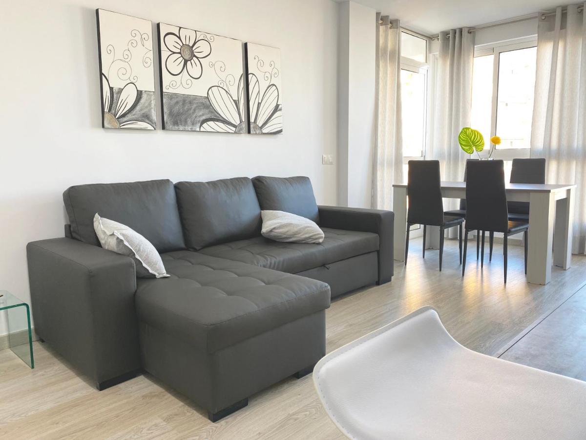 Apartamento Benalmadena Puerto Marina Apartment Ngoại thất bức ảnh