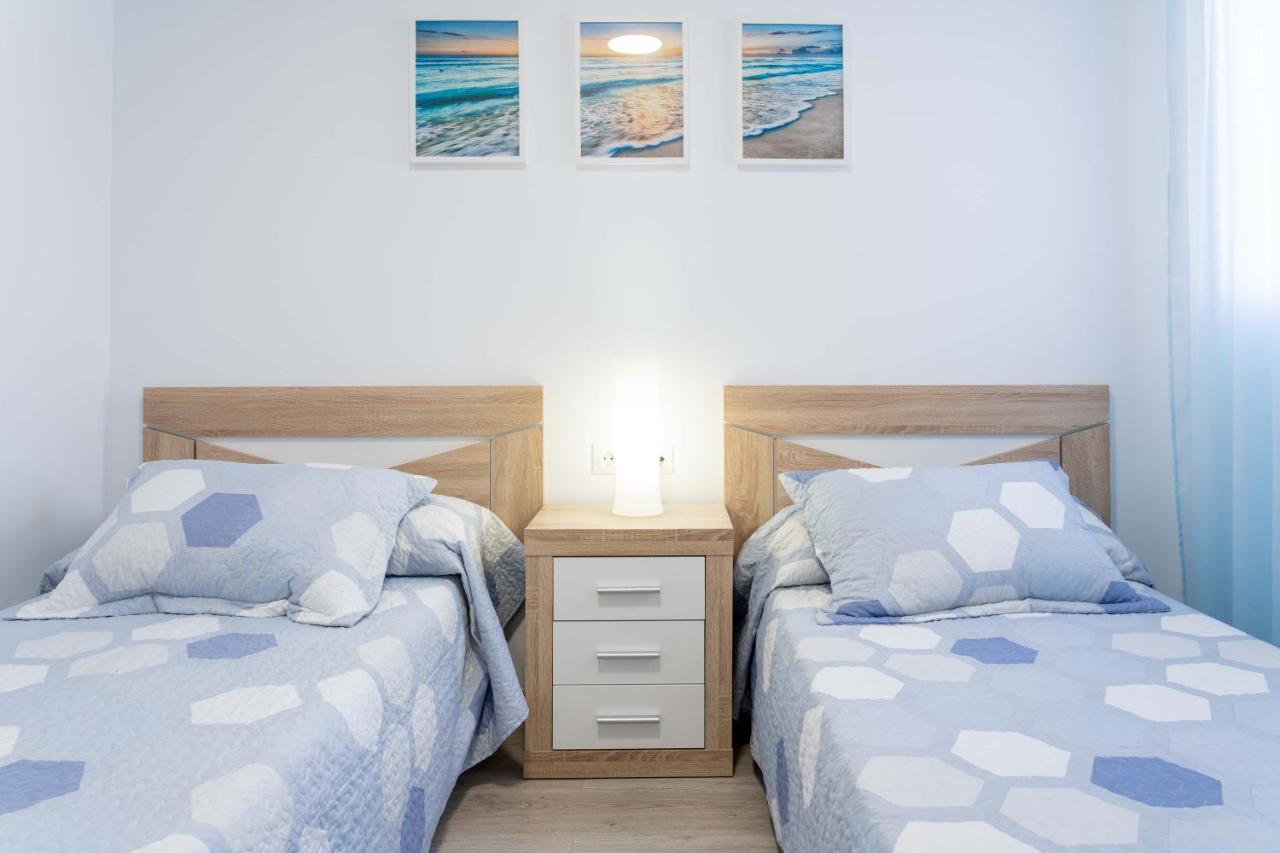 Apartamento Benalmadena Puerto Marina Apartment Ngoại thất bức ảnh