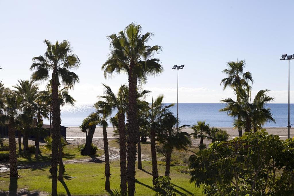 Apartamento Benalmadena Puerto Marina Apartment Ngoại thất bức ảnh