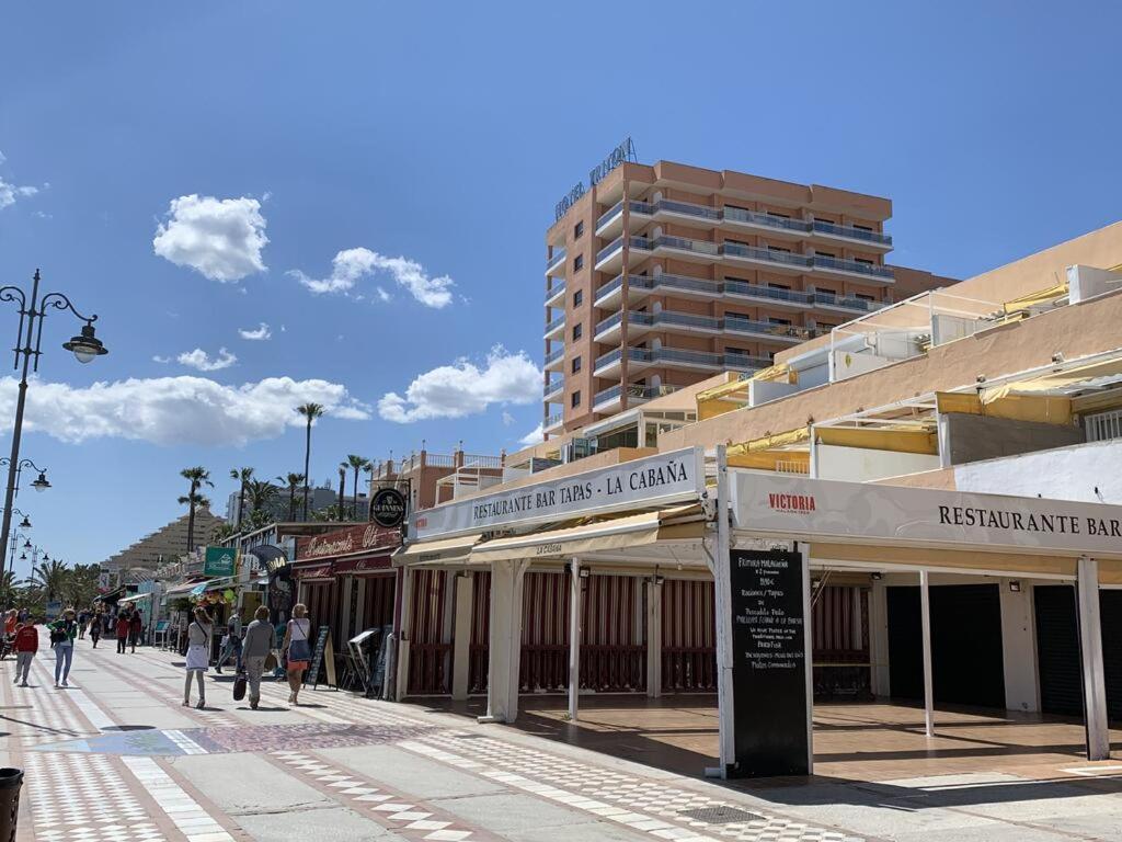 Apartamento Benalmadena Puerto Marina Apartment Ngoại thất bức ảnh